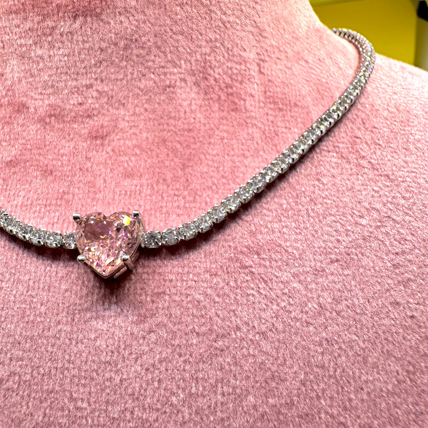 Choker Almira con Cuore Rosa di Francia